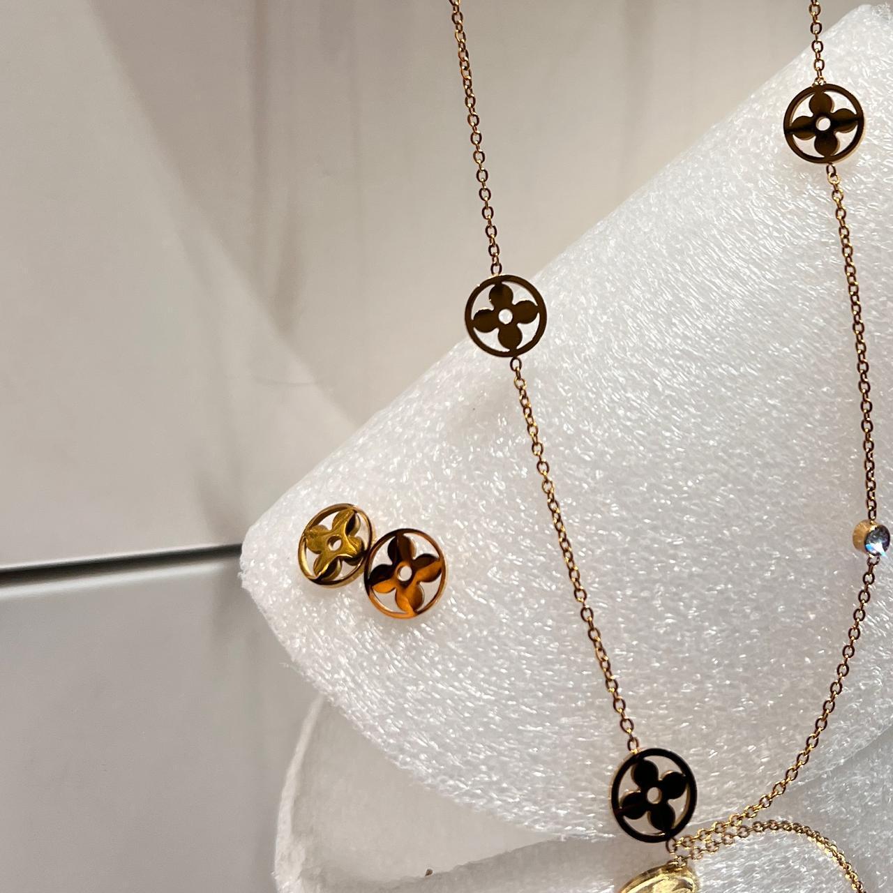 سلسال مع أقراط – لمعة Luma – Necklace & Earrings Set